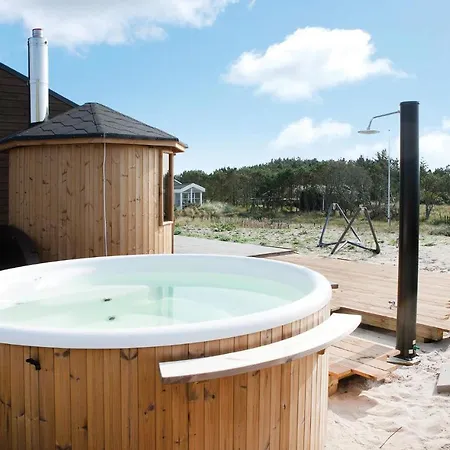Skøn Bolig I Løkken Med Køkken Feriehus